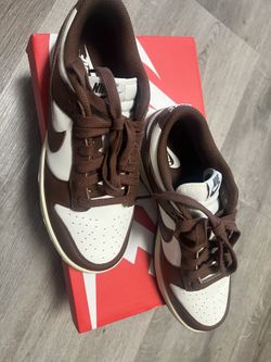 Women’s Nike Dunks