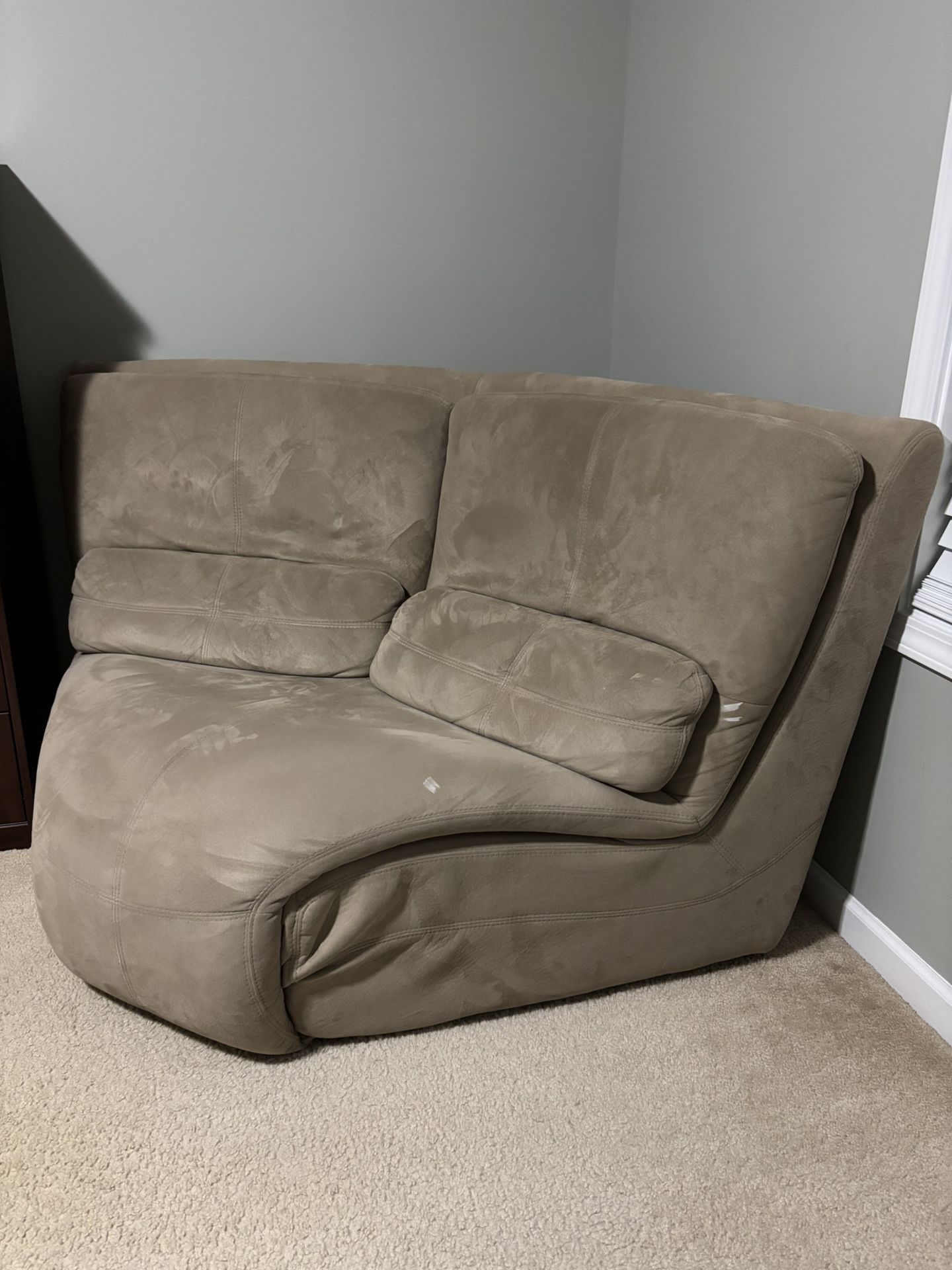 Corner Piece Of A Sectional $90 OBO