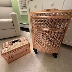 Rolling Makeup or Nail Supplies Case