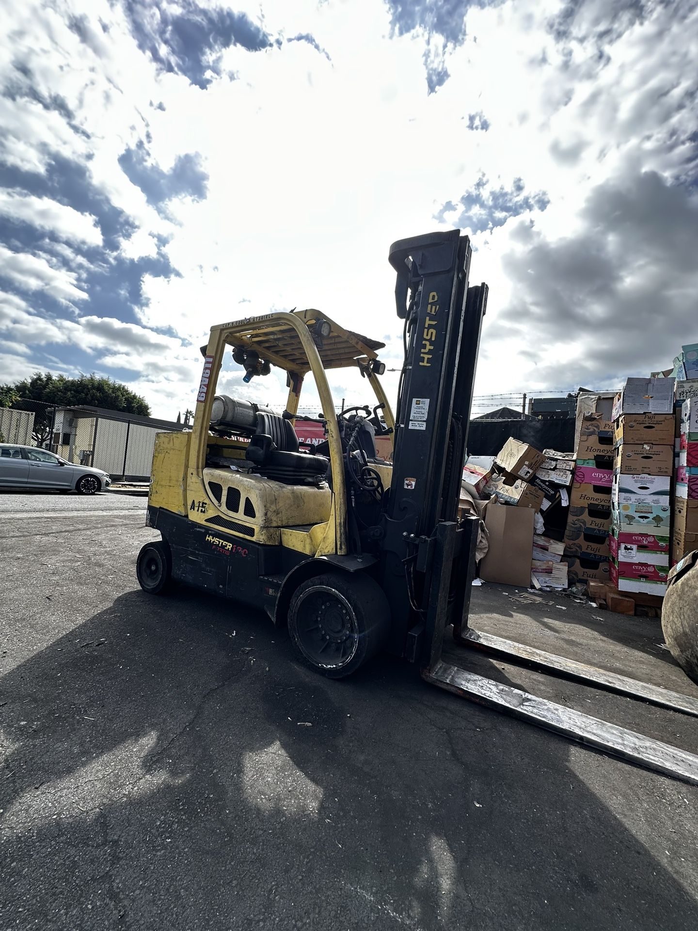Hyster Forklift, 9000 Lbs Capacity