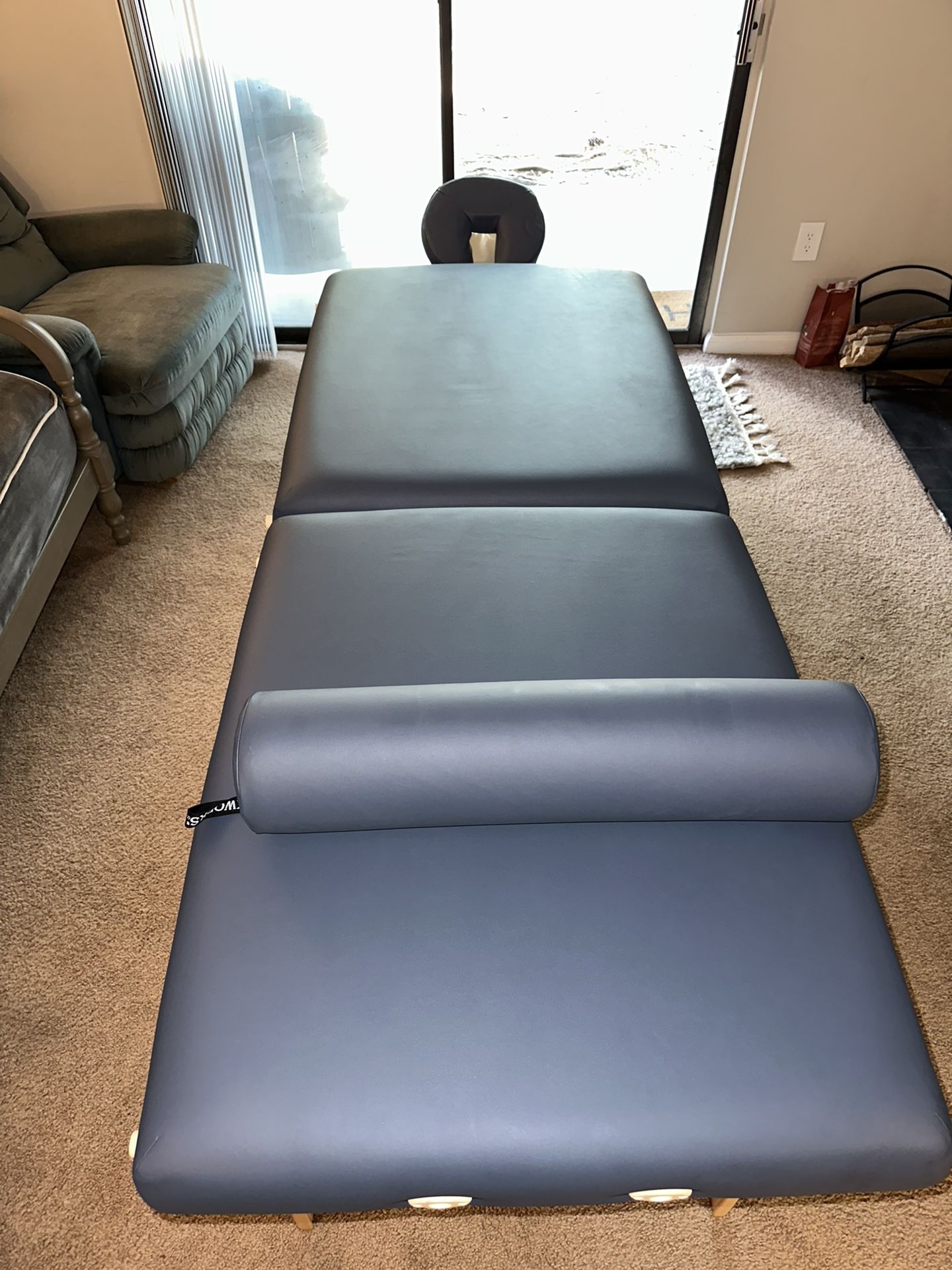 Oakworks Kela Massage Table Package