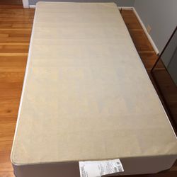 Beautyrest Box Spring  Twin 