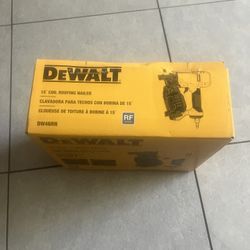 DEWALT 15° COIL ROOFING NAILER (DW46RN)
