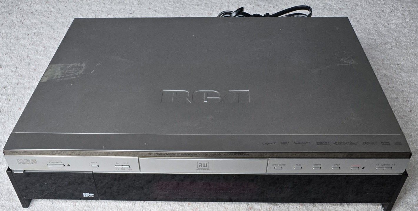 Used DVD Player/recorder RCA DRC8000N
