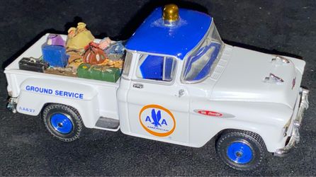 Matchbox Collectibles 1955 Chevy Pick-Up Truck American Airlines (READ DESC)