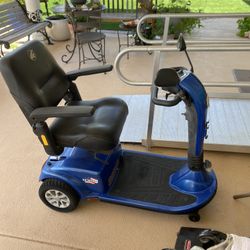 🛵 Golden Companion Mobility Scooter (GC340) + 🚗 Hitch Lift