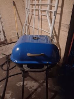 Americana Walk-A-Bout Original Square Charcoal Grill blue