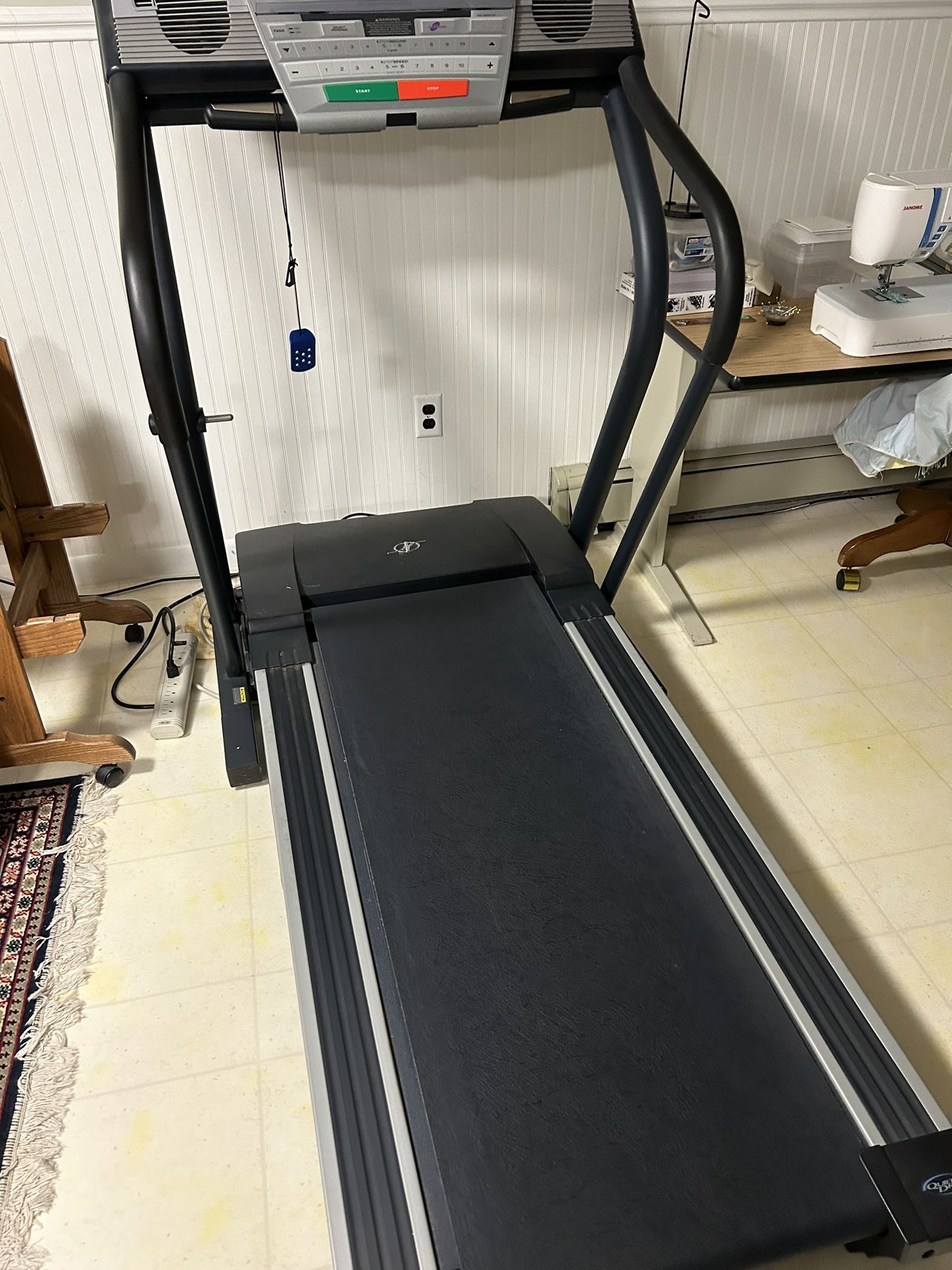 Nordictrack C 2300 Treadmill