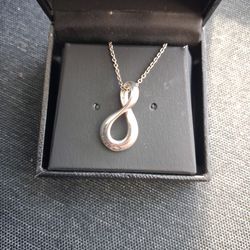 Very Rare Special "George Jensen Infinity Pendant And Necklace " Real 925 Sterling Silver Retail 300$