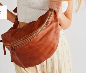 Free People Bolsa Nova Bella Sling Bag