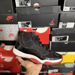 2019 Jordan Bred 11s size 10  USED But Clean