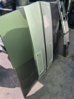 Chevrolet camaro hood