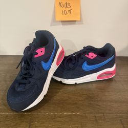Kids Nike Size 10.5