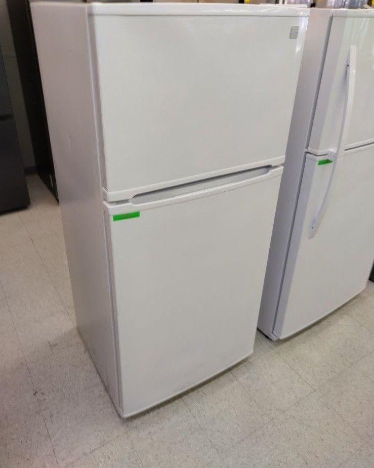 KENMORE TOP MOUNT 18 CB FT OPEN BOX ITEM 408Z1