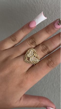 Butterfly ring
