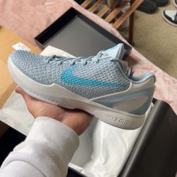 Kobe 6 Pronto Caitlin Clark Size 11