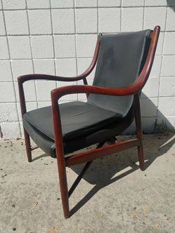 MSM style leather and wood Dutch club chair