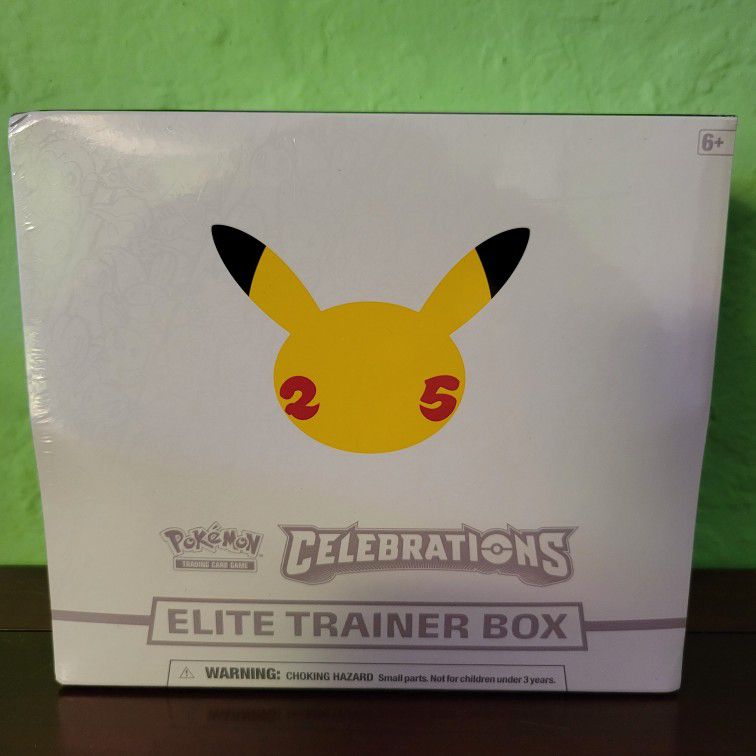 Pokémon - Pokemon TCG: Celebrations Elite Trainer Box - Contains 10 Celebrations Packs Plus 5 Other Booster Packs