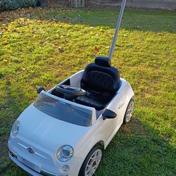 $75Best Ride On Cars 2-n-1 Fiat 500 Model Baby Toddler Toy Push Car Stroller, White