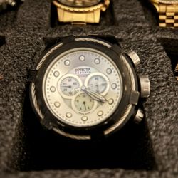 Black Silver Invicta Men Watch