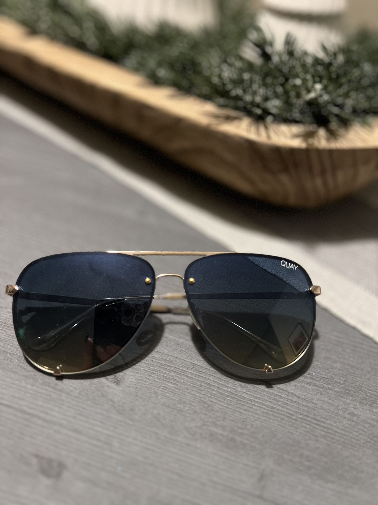 QUAY Sunglasses