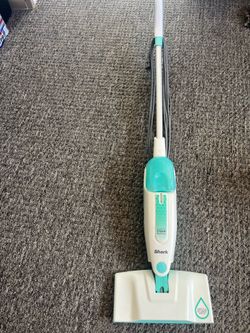 Shark steam mop very clean!!