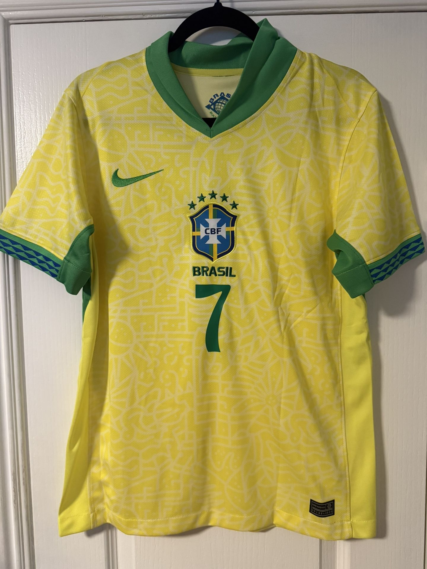 NEW WITH TAGS BRAZIL JERSEY