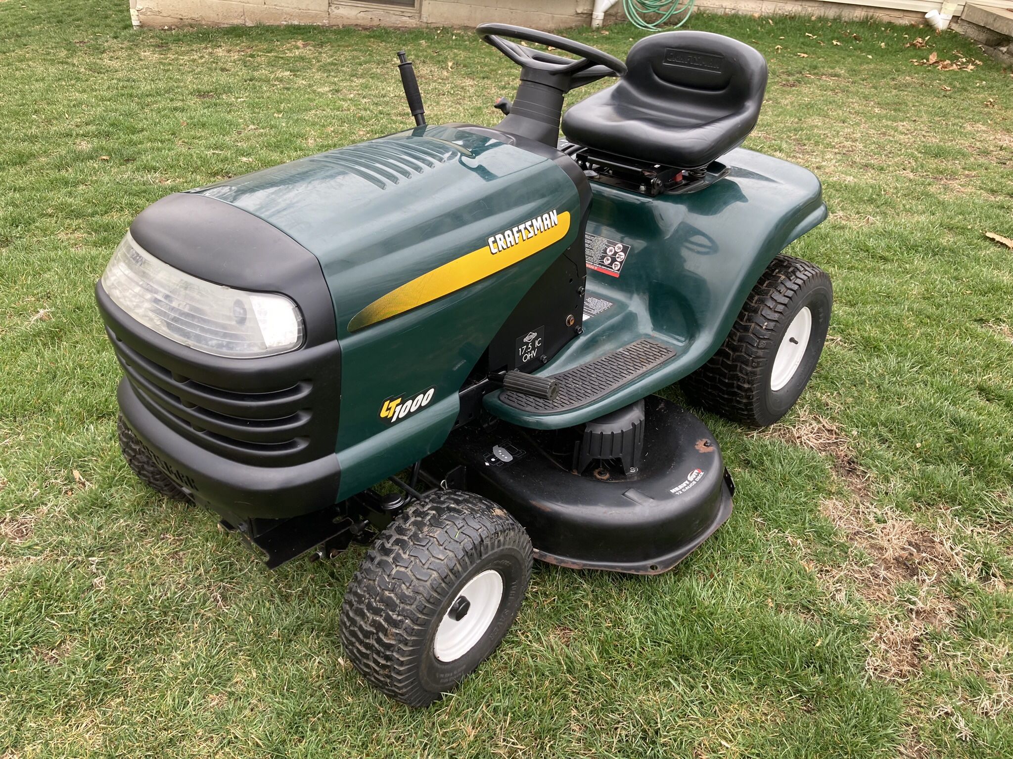2003 Craftsman LT1000 42 Rider Mower. for Sale in North Kansas City MO OfferUp
