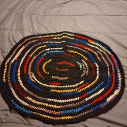 VINTAGE HAND MADE RUG