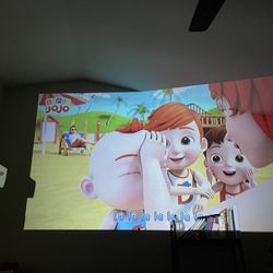 Projector 5500L&3800:1 Contrast Ratio , Up To 200” Display Screen . Support 1920*1080P Connect With PS4 , Fire TV Stick , DVD , Computer , TV Box 