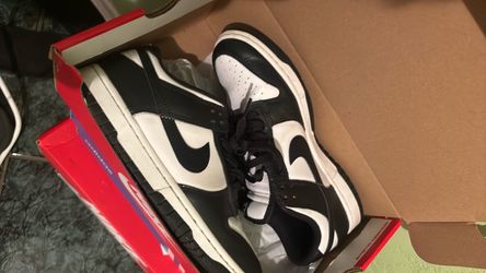 Nike panda dunks