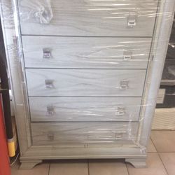 Chest 5  Drawers !! 