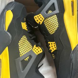 Jordan 4s