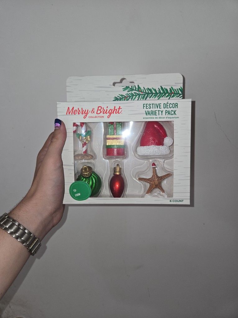 Festive fish tank decor