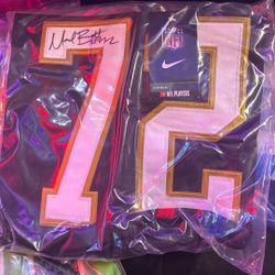 Seattle Seahawks Salute To Service Signed Mike Bennett Jersey 