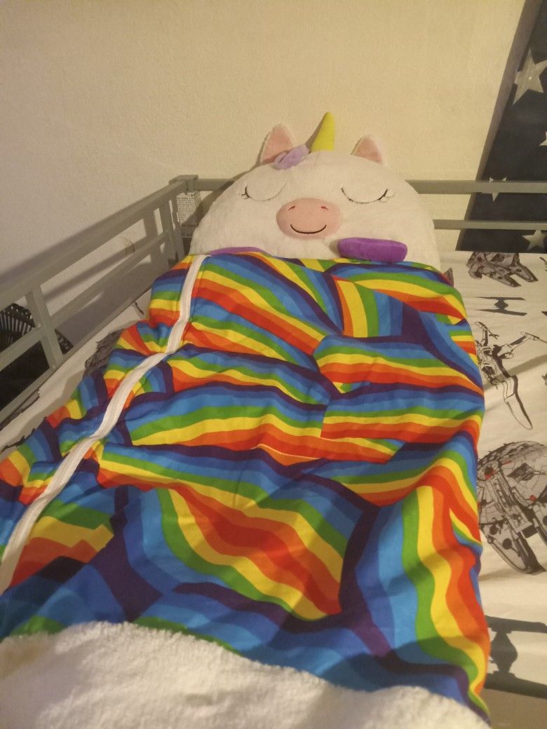 Unicorn Happy Napper