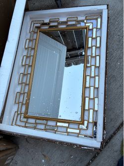 Gold decorative mirror