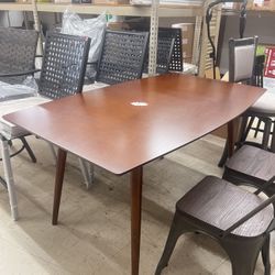 🍽️ 60” Wood Dining Table – Acorn Brown – Assembled & Ready 🍽️