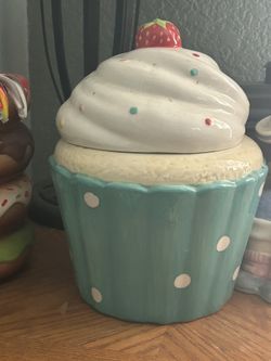 Cup Cake Cookie Jar