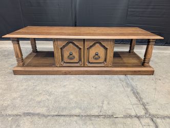 Traditional Wood Coffee Table with Lower Shelf
