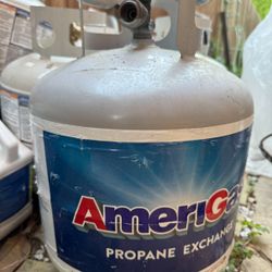 Full Propane Tanks!
