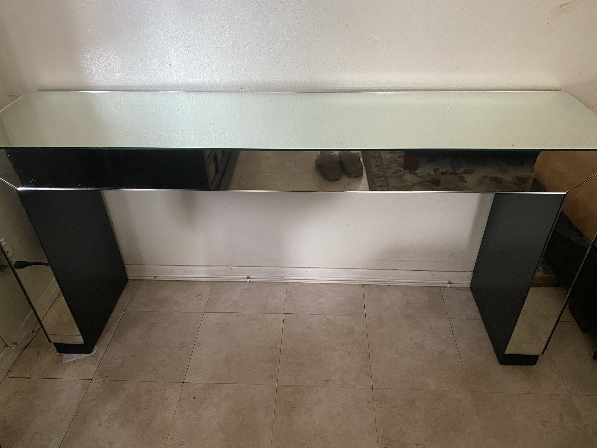 Mirror Table