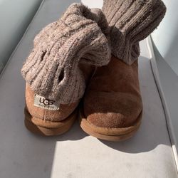 Size 7 Ugg’s