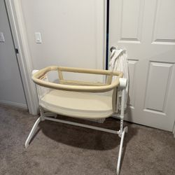 Baby Bedside Bassinet 
