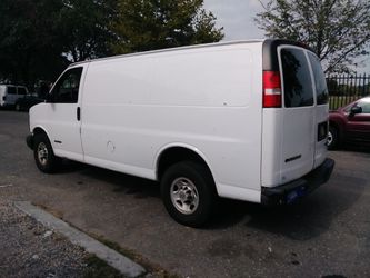 chevy express 2500 PARTS ONLY for Sale in Philadelphia PA OfferUp