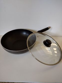 11" Non-Stick wok with glass lid