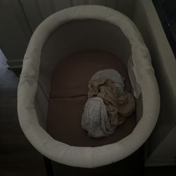 baby bassinet 