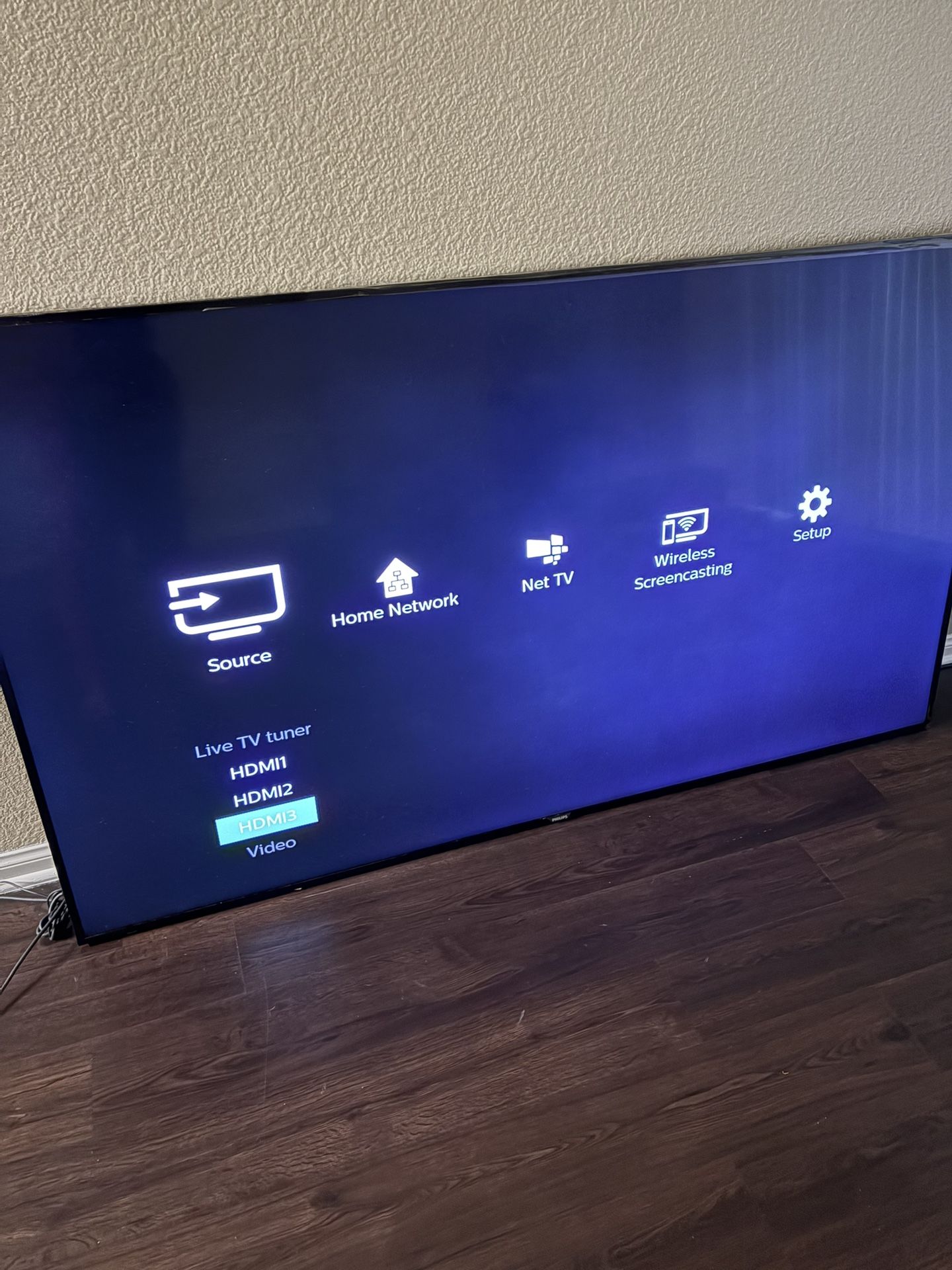 75inch Phillips Tv 200$