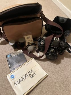 Minolta 7000 Maxim 35mm Camera
