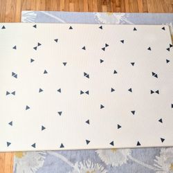 LITTLE Bot For Reversible Play Mat (6.5 ft x 4.5 ft)